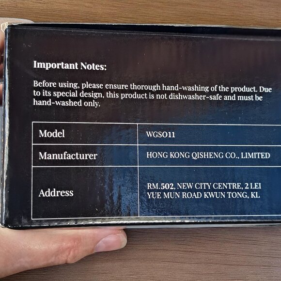 Gifts for Men Dad, 10.1 Oz Whiskey Decanter Set with 2 shot glasses and display - Picture 4 of 12